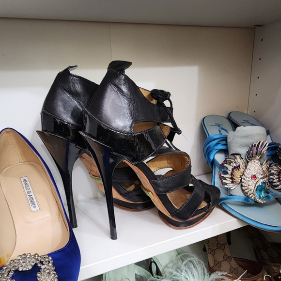 Lamb heels - Picture 3 of 8